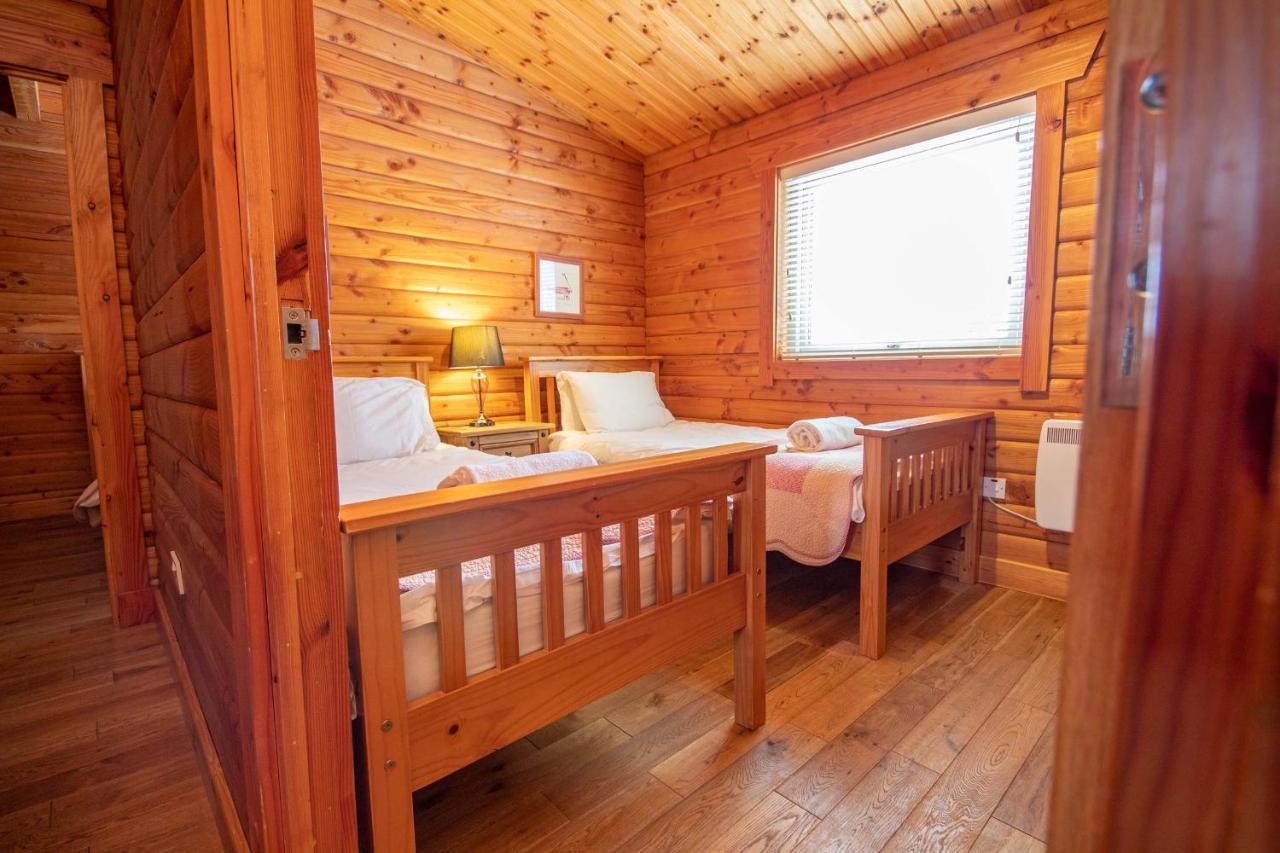 Aviemore Lodges Extérieur photo